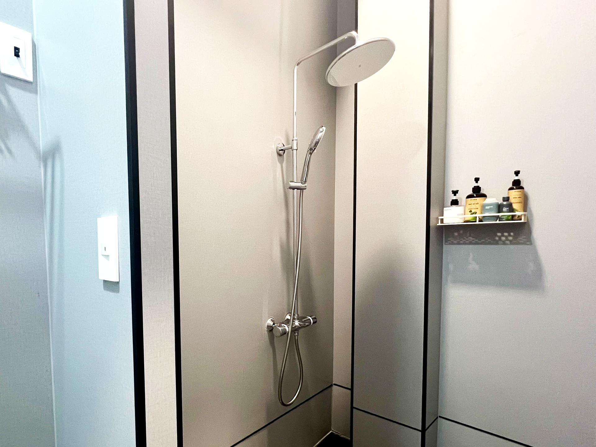 Japanese Sleep Box shower room